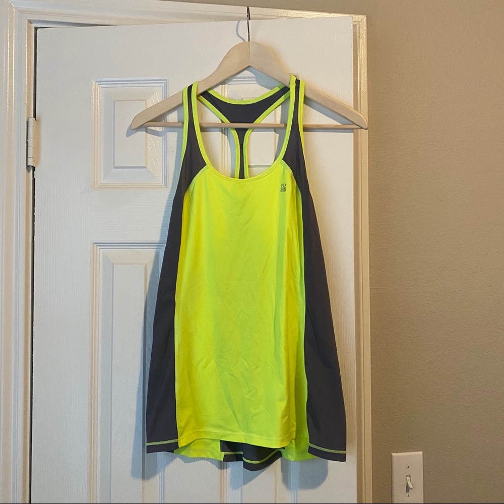 Victoria’s Secret Sport Exercise Tank Top - Small